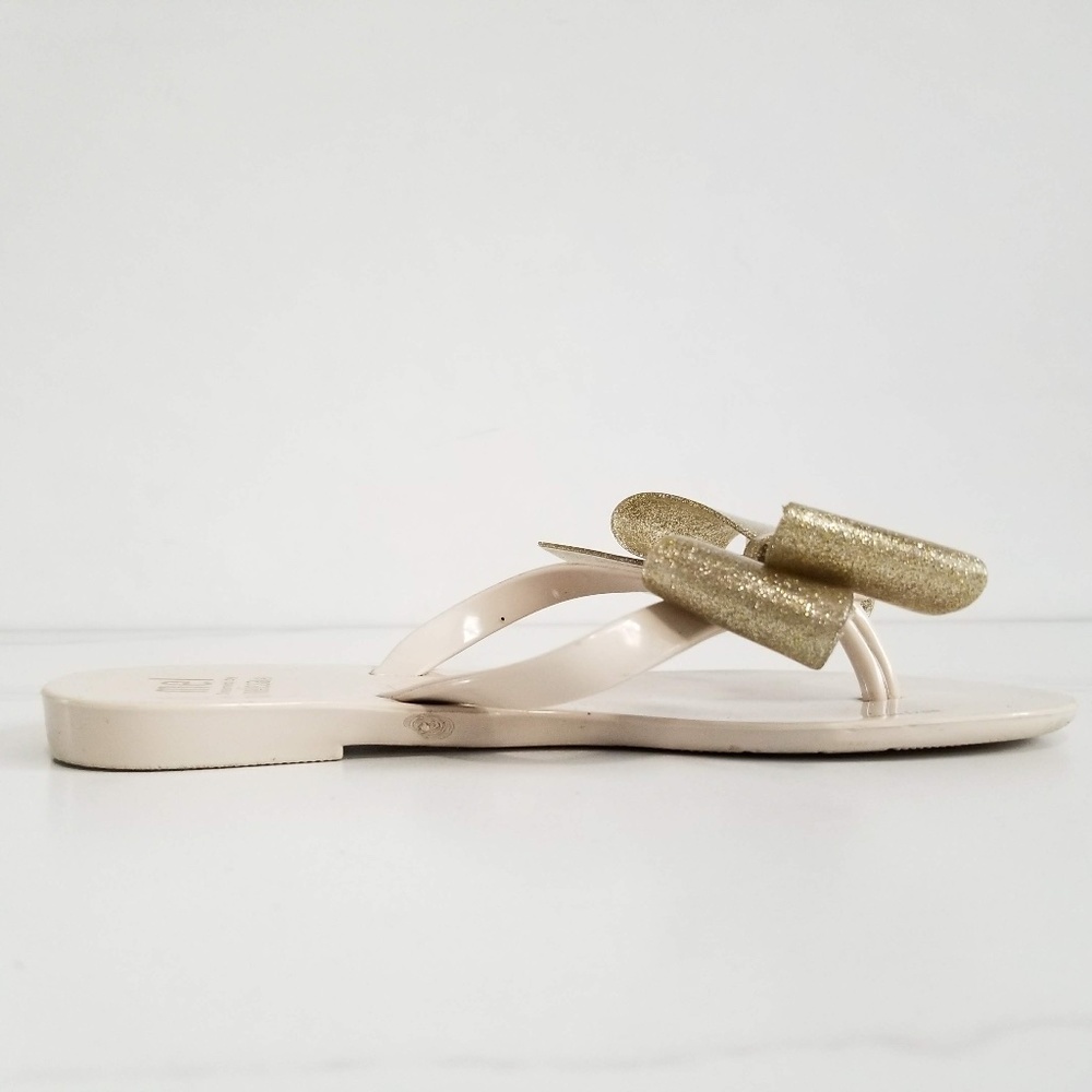 MEL by MELISSA Harmonic Gold Bow III Flip Flops - Picture 5 of 11